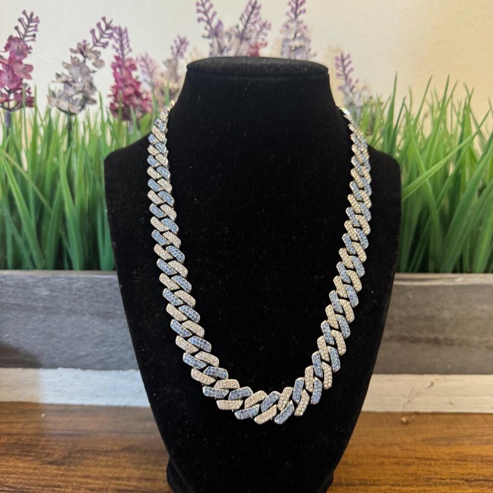 SLIVER AND BLUE CUBAN NECKLACE NY7 - Picture 5 of 5